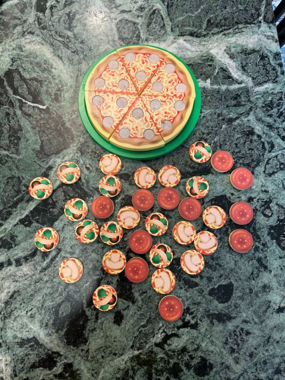 Melissa & Doug Wooden Pizza Set Pretend Play Food Kitchen Montessori Toy